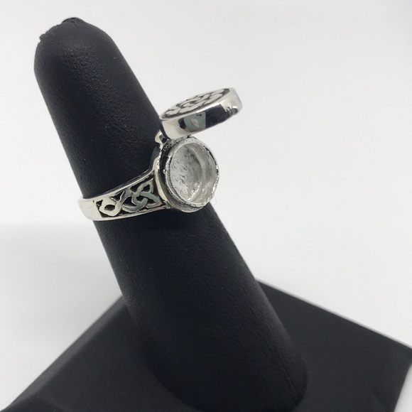 NWT- Sterling Silver Celtic Poison Ring - Picture 2 of 5